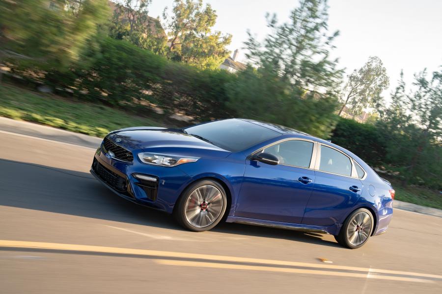  Kia Forte GT (BD) 2019 года  (NA) (фото 13 из 32)